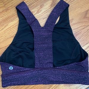 Lululemon High-Neck Sports Bra